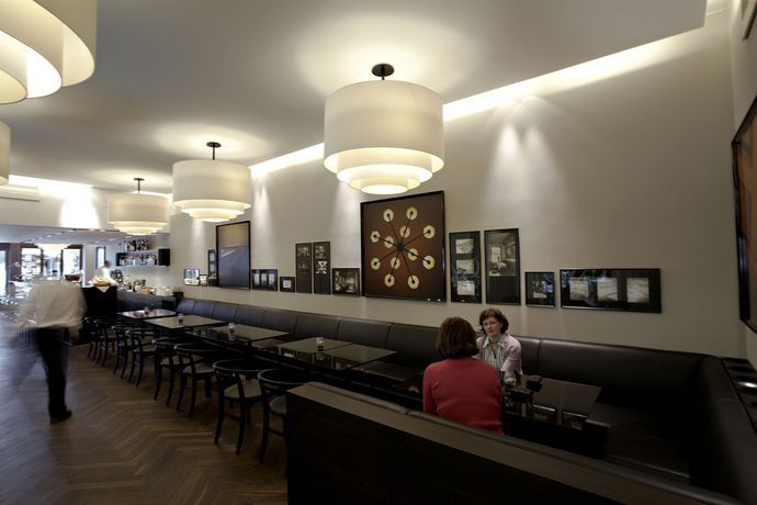 Imagen del bar/restaurante del Hotel Randers. Foto 2