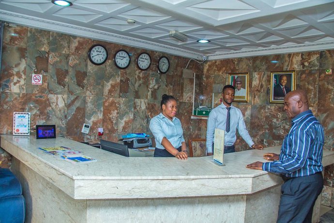 Imagen de los interiores del Hotel Randolph And Resort. Foto 17