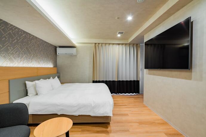 Imagen de la habitación del Hotel Randor Hiroshima Prestige. Foto 14