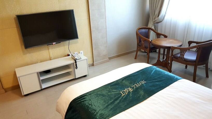 Imagen de la habitación del Hotel Randt. Foto 8
