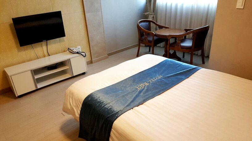 Imagen de la habitación del Hotel Randt. Foto 12