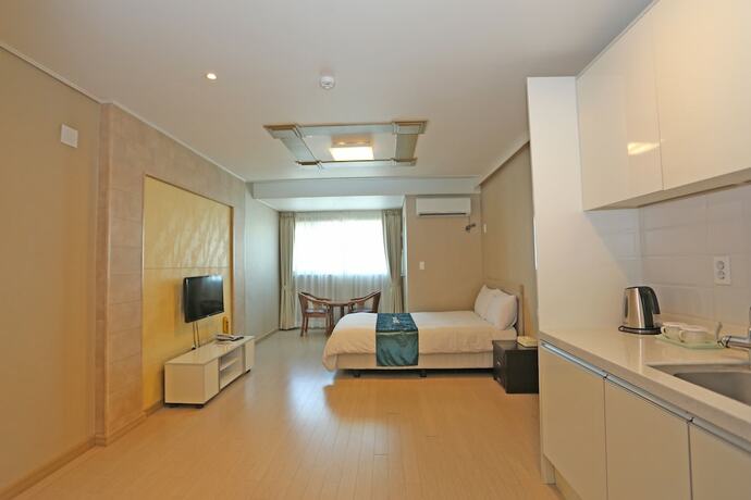 Imagen de la habitación del Hotel Randt. Foto 19