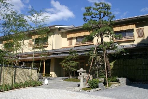 Imagen general del Hotel Rangetsu. Foto 1