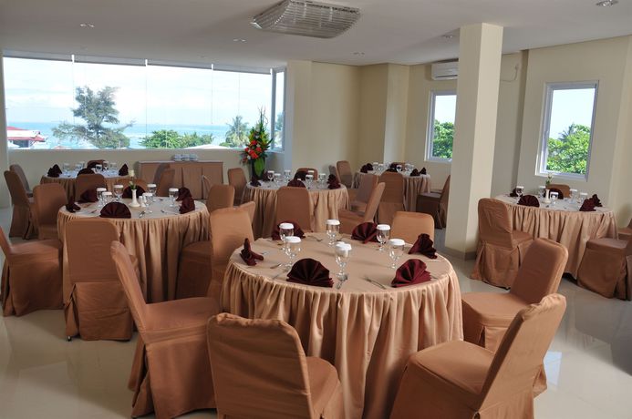 Imagen de los interiores del Hotel Rangkayo Basa Halal. Foto 16
