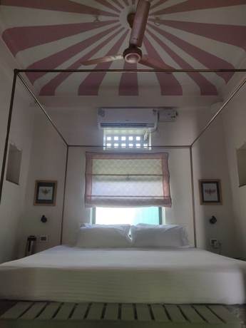 Imagen de la habitación del Hotel Rangniwas Palace. Foto 6