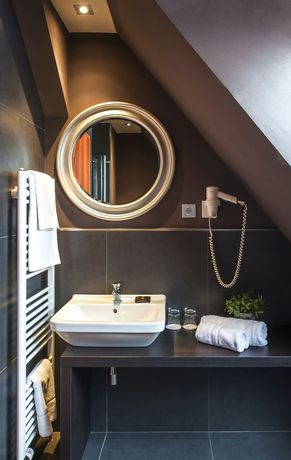 Imagen del bar/restaurante del Hotel Rango. Foto 3