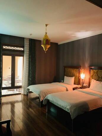 Imagen de la habitación del Hotel Rangrez. Foto 15