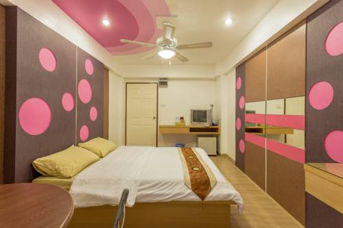 Imagen de la habitación del Hotel Rangsit Grand Condo. Foto 2