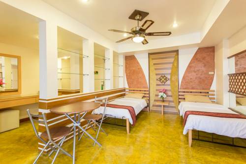 Imagen de la habitación del Hotel Rangsit Grand Condo. Foto 12