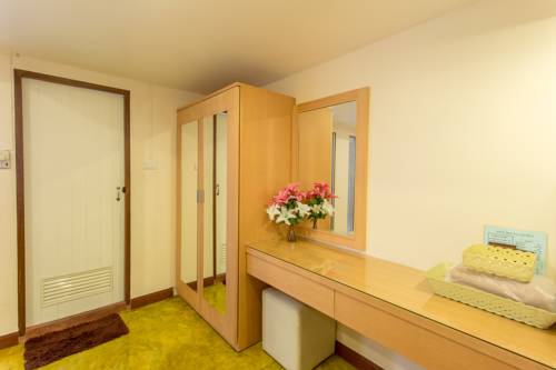 Imagen de la habitación del Hotel Rangsit Grand Condo. Foto 15