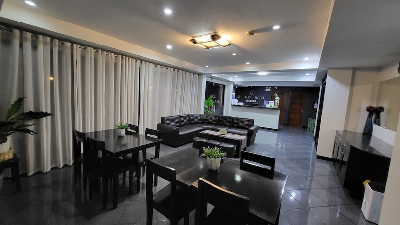 Imagen de los interiores del Hotel Rangya. Foto 16