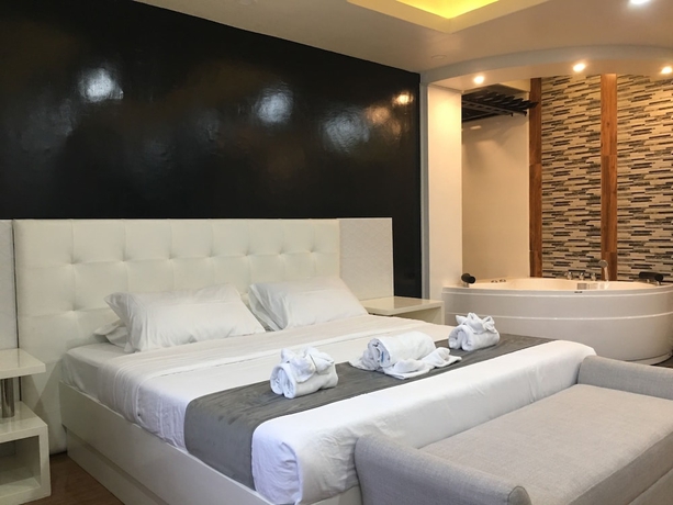 Imagen de la habitación del Hotel Rangya. Foto 5