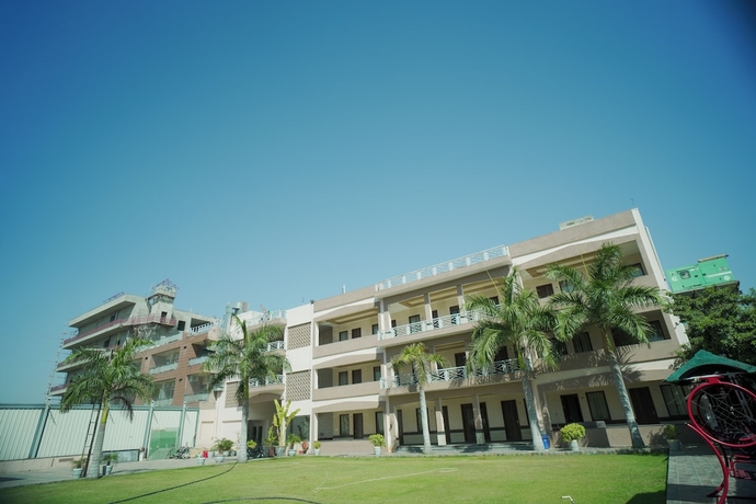 Imagen de la habitación del Hotel Rani Palace And Resort. Foto 9