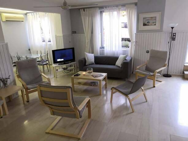 Imagen general del Hotel Rania, Loutra Edipsou. Foto 5
