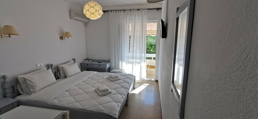 Imagen general del Hotel Rania, Loutra Edipsou. Foto 7