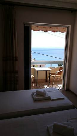 Imagen de la habitación del Hotel Rania, Loutra Edipsou. Foto 20