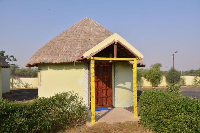 Imagen de la habitación del Hotel Rann Village Resort. Foto 3