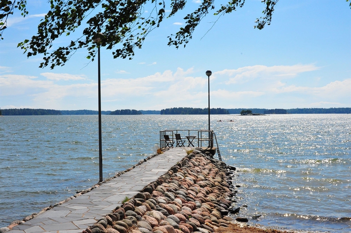 Imagen de los exteriores del Hotel Rantapuisto. Foto 5