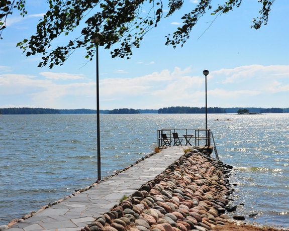 Imagen de los exteriores del Hotel Rantapuisto. Foto 8