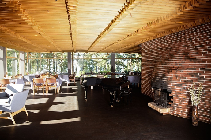 Imagen del bar/restaurante del Hotel Rantapuisto. Foto 3