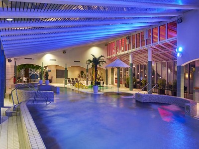 Imagen de la piscina del Hotel Rantasipi Ikaalisten Kylpyla. Foto 8