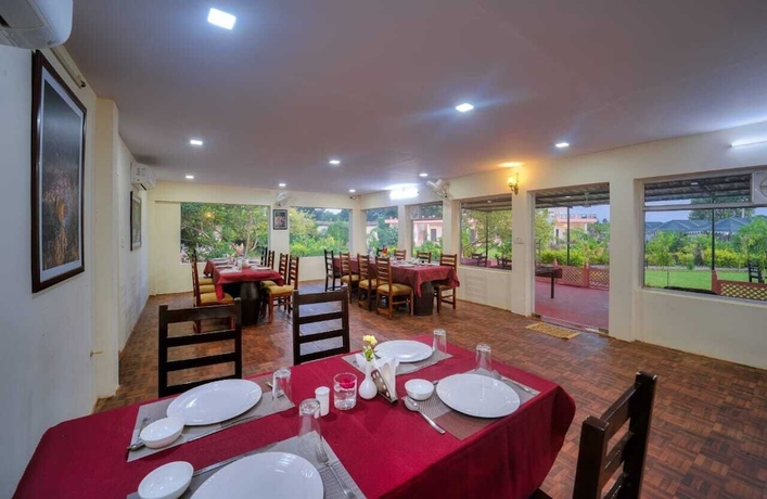 Imagen del bar/restaurante del Hotel Ranthambhore Nature Camp Resort. Foto 8