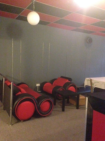 Imagen de los interiores del Hotel Ranting Guest House. Foto 12