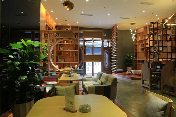 Imagen de los interiores del Hotel Raofoge Resort Hotel. Foto 19