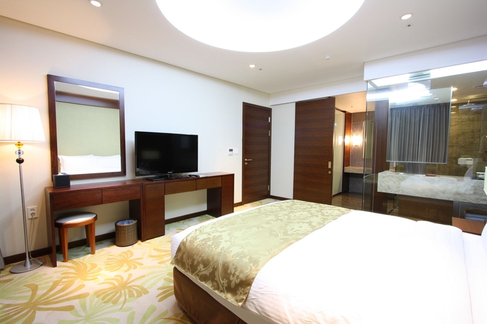 Imagen de la habitación del Hotel Raon and Resort. Foto 11