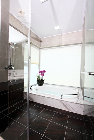 Imagen de la habitación del Hotel Raon and Resort. Foto 15