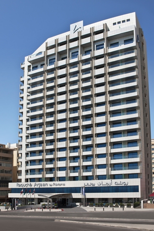 Imagen general del Hotel Raouché Arjaan By Rotana. Foto 3