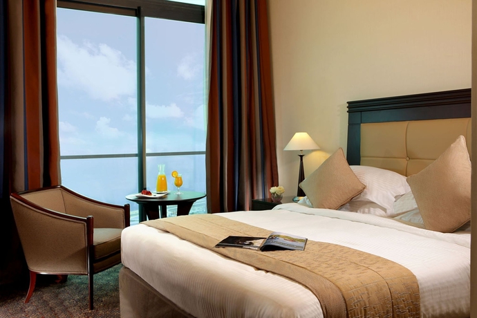 Imagen de la habitación del Hotel Raouché Arjaan By Rotana. Foto 10