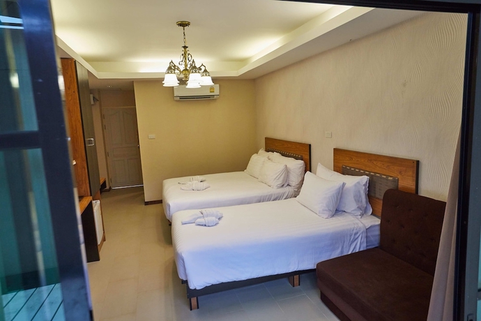Imagen de la habitación del Hotel Rapeepong Resort Nanthai. Foto 9