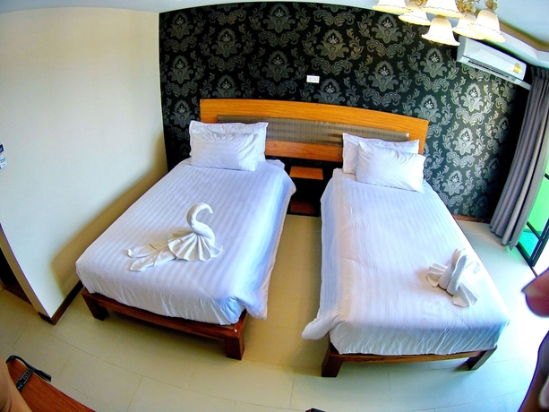 Imagen de la habitación del Hotel Rapeepong Resort Nanthai. Foto 10