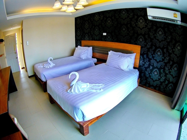 Imagen de la habitación del Hotel Rapeepong Resort Nanthai. Foto 13