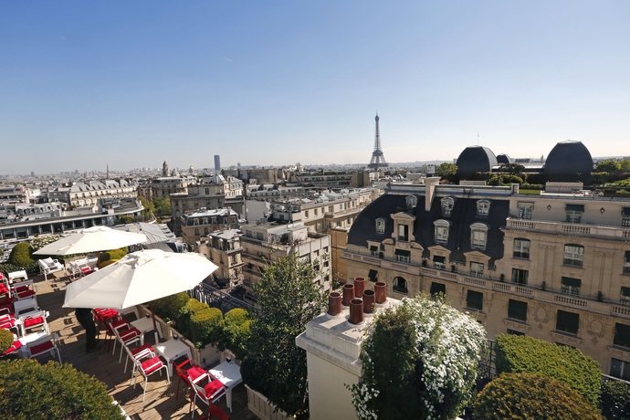 Imagen de los exteriores del Hotel Raphael, Arco del Triunfo-El&iacute;seo. Foto 13