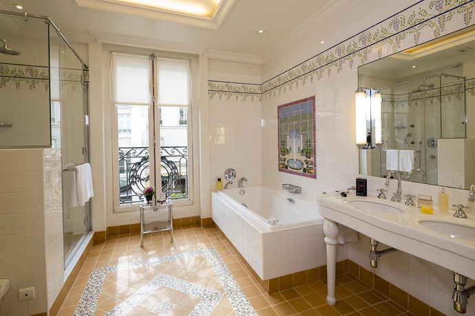 Imagen de la habitación del Hotel Raphael, Arco del Triunfo-El&iacute;seo. Foto 9
