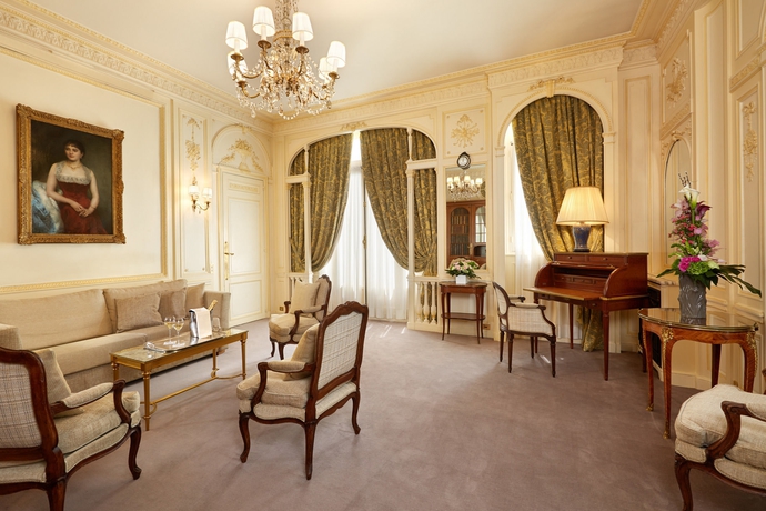 Imagen de la habitación del Hotel Raphael, Arco del Triunfo-El&iacute;seo. Foto 11