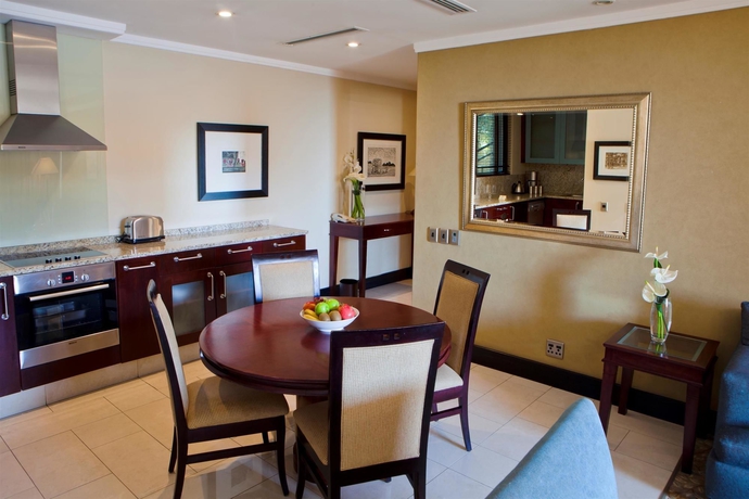 Imagen de la habitación del Hotel Raphael Penthouse Suites. Foto 1