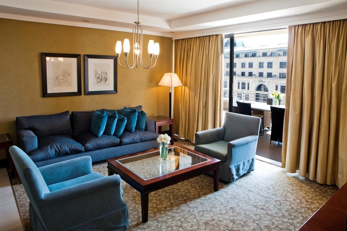 Imagen de los interiores del Hotel Raphael Penthouse Suites. Foto 8