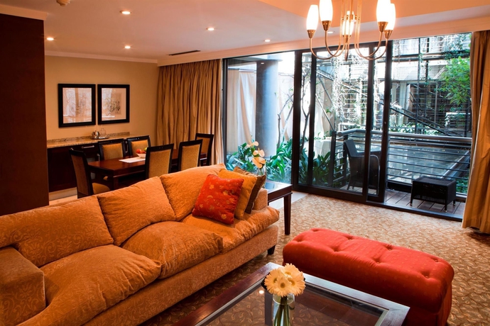 Imagen de los interiores del Hotel Raphael Penthouse Suites. Foto 9