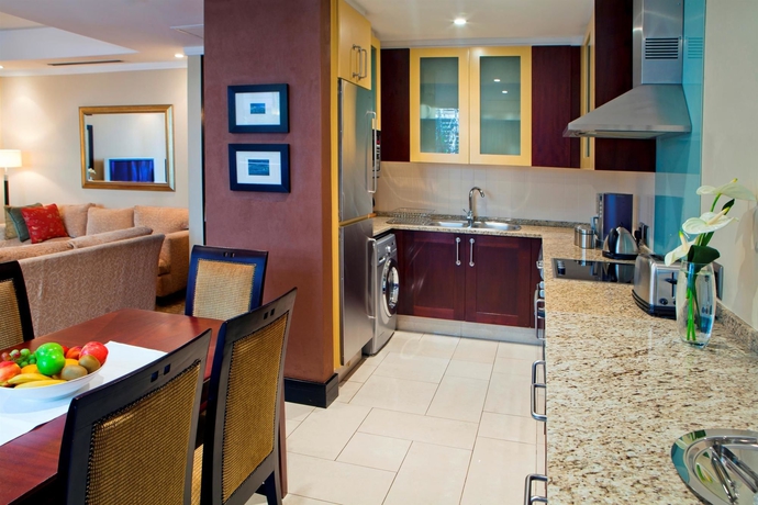 Imagen de la habitación del Hotel Raphael Penthouse Suites. Foto 4