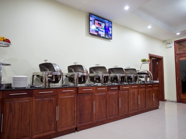 Imagen del bar/restaurante del Hotel Raphael's. Foto 5