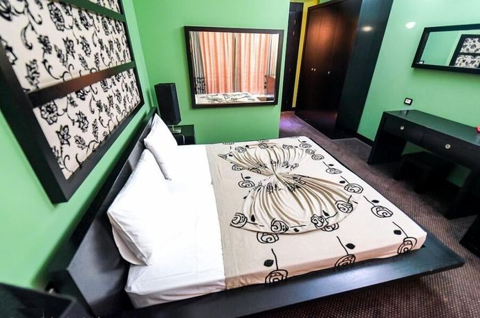 Imagen de la habitación del Hotel Rapos Resort Hotel. Foto 16