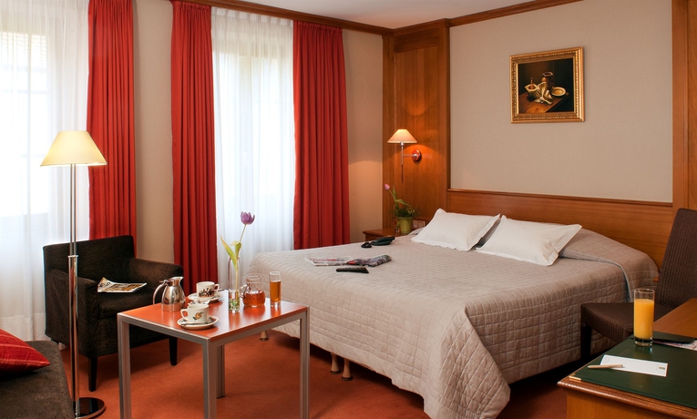 Imagen de la habitación del Hotel Rapp'hôtel. Foto 3