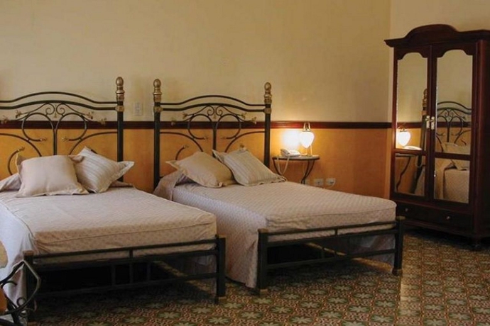 Imagen general del Hotel Raquel. Foto 6