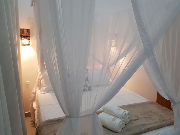 Imagen de la habitación del Hotel Raroguis Pousada e Caf&eacute;. Foto 10