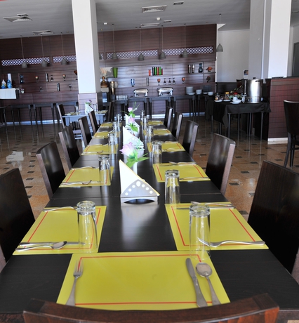 Imagen del bar/restaurante del Hotel Ras Al Jinz Turtle Reserve. Foto 2