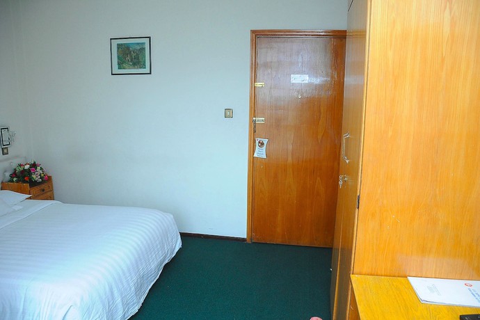 Imagen de la habitación del Hotel Ras Amba. Foto 13