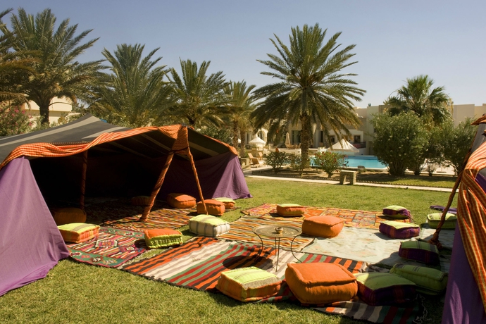 Imagen del bar/restaurante del Hotel Ras El Ain. Foto 5